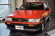 1983–1985 Corolla Levin GT Coupe с альтернативной опциональной решеткой радиатора (Япония)
