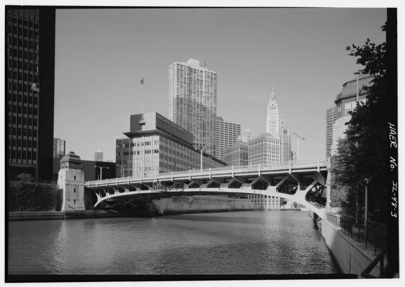 File:VIEW OF BRIDGE FROM SOUTHWEST, LOOKING NORTHEAST. - Chicago River Bascule Bridge, Wabash Avenue, Spanning Chicago River at North Wabash Avenue, Chicago, Cook County, IL HAER ILL, 16-CHIG, 133-3.tif