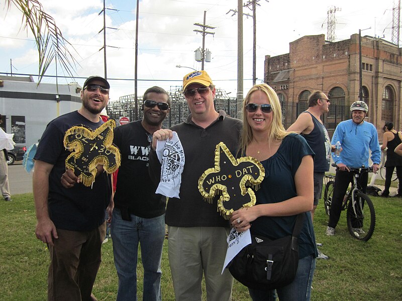 File:WWOZ 30th Parade Elysian Fields Lineup Fleurs Who Dat 30.JPG