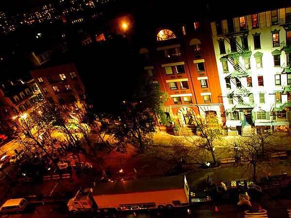 Wall Street: Money Never Sleeps being filmed on New York's 6th Avenue in November 2009