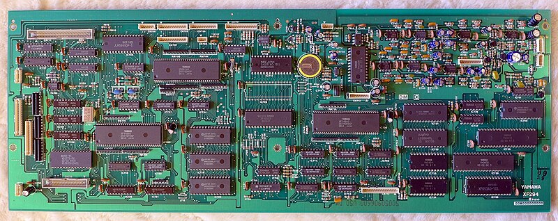 File:Yamaha V50 - main board with CR2032 battery soldered (2020-05-06 by deepsonic).jpg