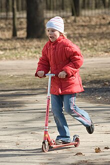 Le scooter est l'un des accélérateurs de marche