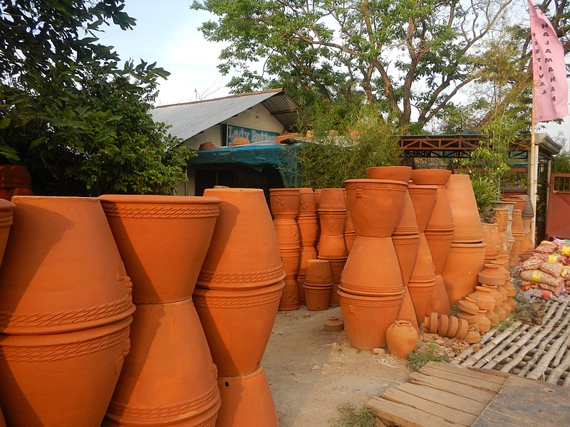 File:07811jfPottery in the Philippines in the Garden City of Guiguinto, Bulacanfvf 03.jpg