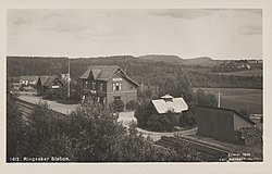 1412 Ringsaker Station - no-nb digifoto 20150812 00037 bldsa PK26211.jpg