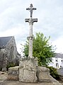 Le calvaire et sa Piétà près de la chapelle Saint-Tugdual