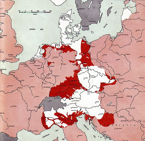 File:1945-05-01GerWW2BattlefrontAtlas.jpg