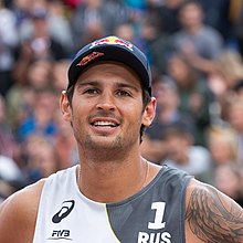 2019-07-07 BeachVolleyball Weltmeisterschaft Hamburg 2019 StP 0816 LR dengan Stepro.jpg