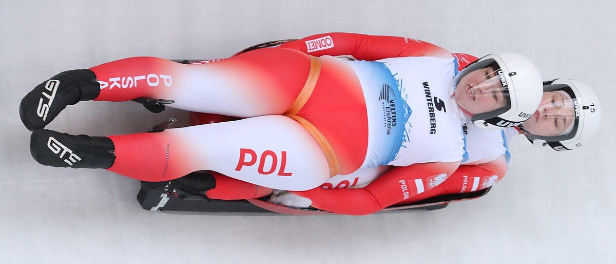 File:2022-01-28 Women's Doubles at 37th Junior Luge World Champion...