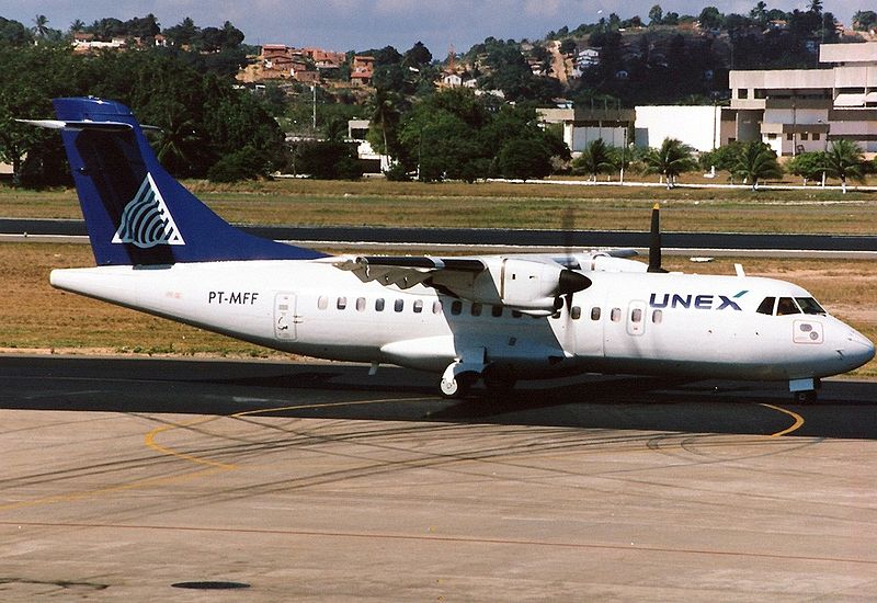 File:ATR ATR-42-320, Unex AN0192253.jpg