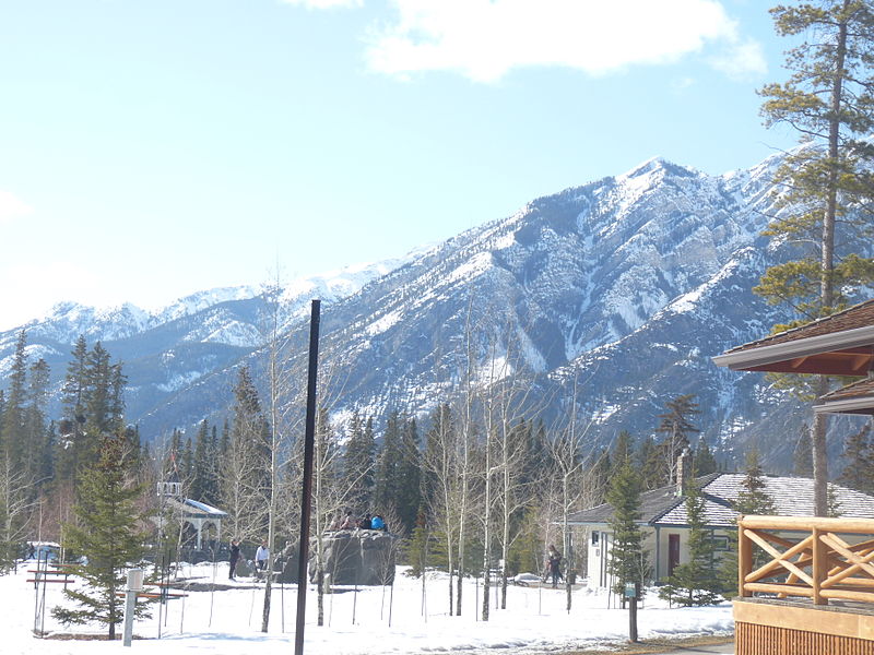 File:A Mountain in Banff - 1.JPG