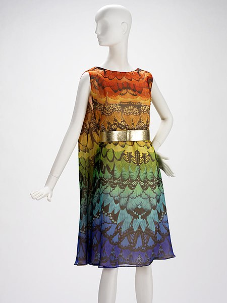 File:Alexander McQueen chiffon dress with butterfly print, Spring-Summer 2008 01.jpg