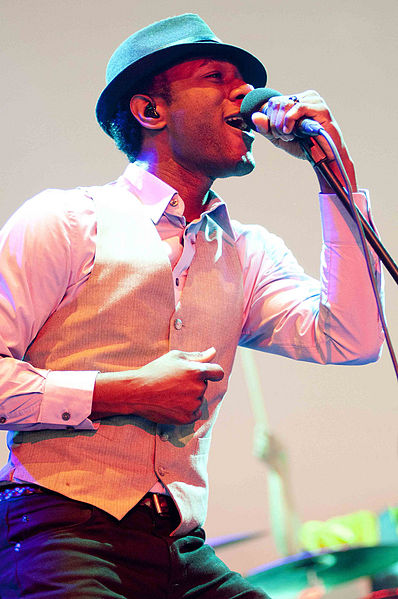 File:Aloe Blacc 2011.jpg