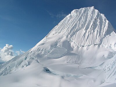 Alpamayo, Peruo