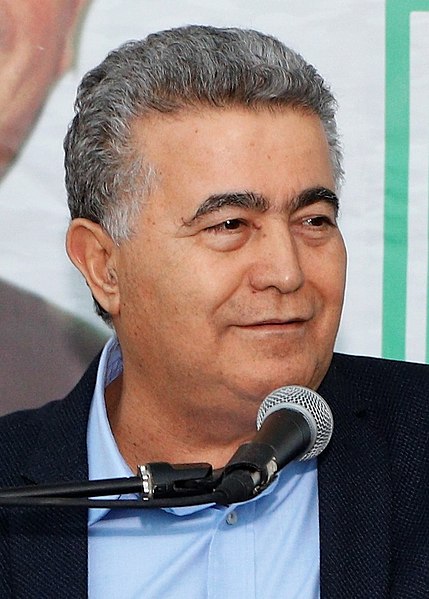Peretz in 2019