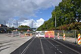 Het leggen van rails ter hoogte van de halte Uithoorn Station bij het busstation; oktober 2022.