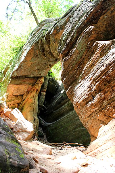 File:Arch inside Hidden Canyon - panoramio.jpg