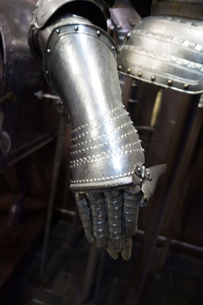 File:Armoured glove (29442149980).jpg