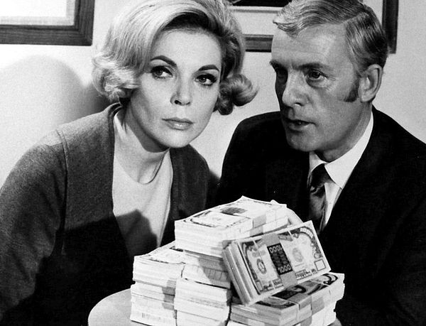 Barbara Bain as Cinnamon Carter with Alf Kjellin, 1969