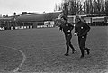 Bayer-Munchen traint in Olympisch Stadion, G Muller en trainer Udo Katlek, Bestanddeelnr 926-2636.jpg