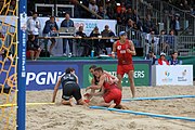 Deutsch: Beachhandball Europameisterschaften 2019 (Beach handball Euro); Tag 6: 7. Juli 2019 – Spiel um Platz Drei, Männer, Ungarn-Russland 2:0 (26:20, 23:22) English: Beach handball Euro; Day 6: 7 July 2019 – Men's Bronze Medal Match – Hungary-Russia 2:0 (26:20, 23:22)