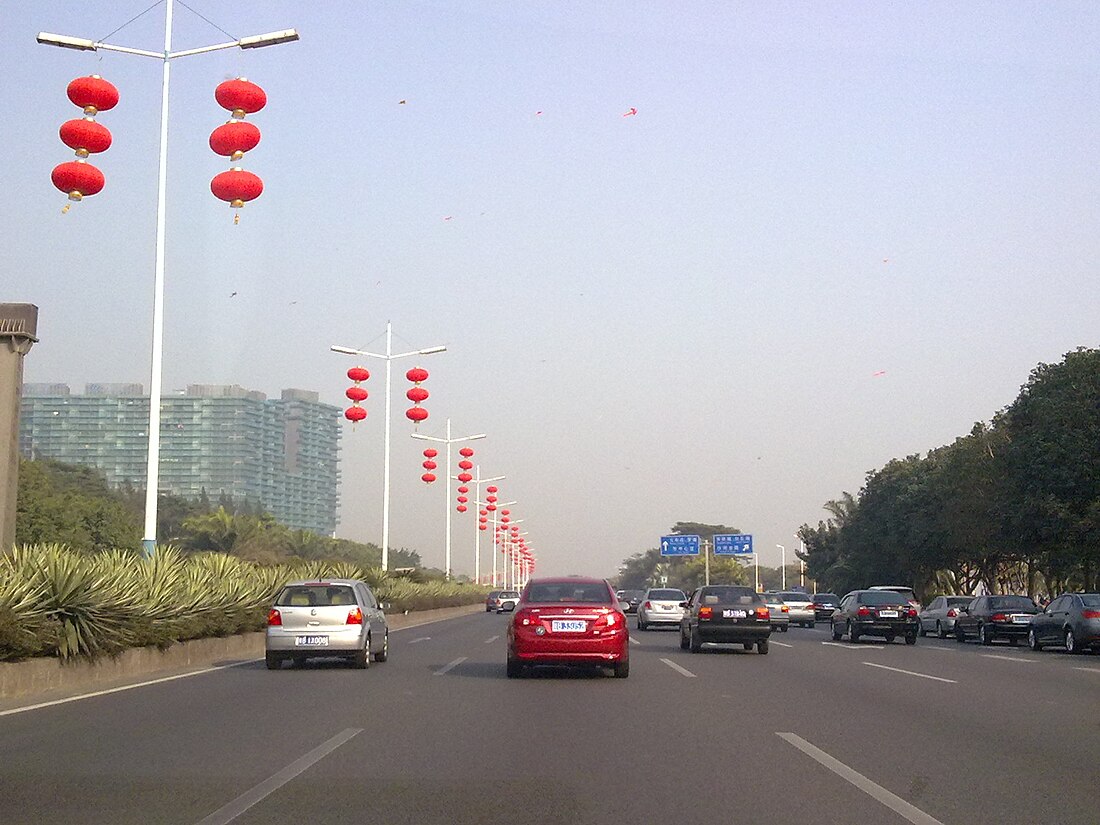 File:Bin Hai Blvd Red.jpg