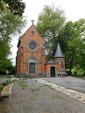 La capilla Sainte-Adèle (con su pozo)