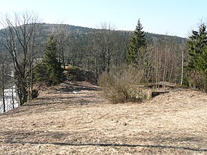 View from the east over the fore and main castle, in the foreground on the right a presumed tower foundation