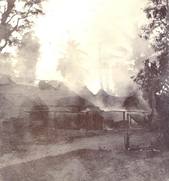 File:Burning of Arochukwu 1901.png