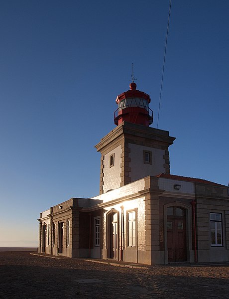 File:Cabo da Roca (4982180674).jpg