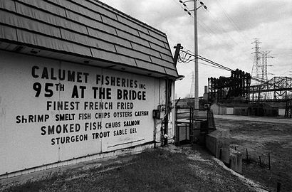 How to get to Calumet Fisheries with public transit - About the place