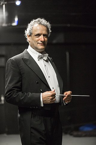 <span class="mw-page-title-main">Louis Langrée</span> French conductor (born 1961)