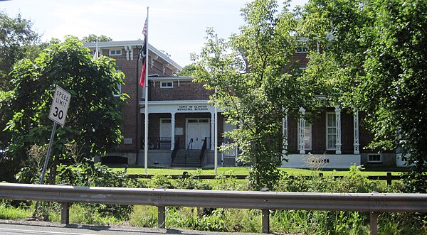 Clinton Municipal Building