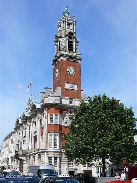 File:Colchester Town Hall.jpg