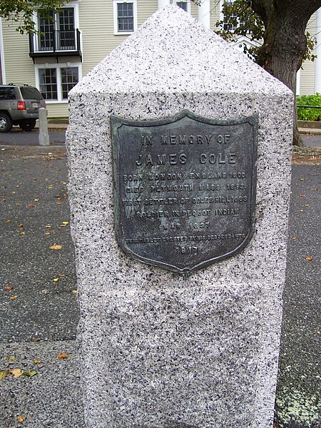 Cole's Hill marker, in memory of James Cole (1600-1692), first settler of Cole's Hill