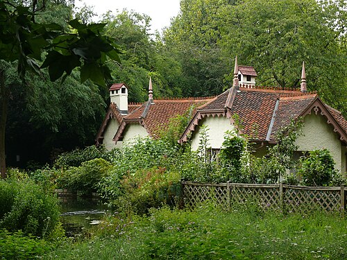 Cottage Vs Bungalow What S The Difference Ask Difference