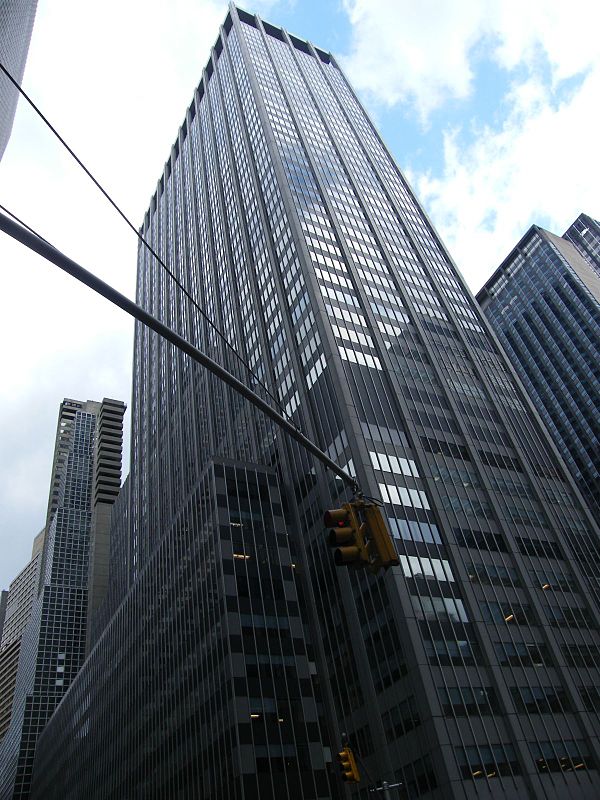 1301 Avenue of the Americas