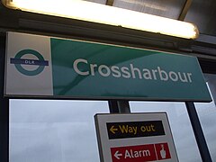 Señalización Crossharbour DLR stn.JPG