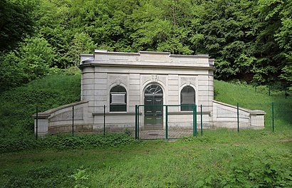 So kommt man zu Wasserbehälter Cobenzl mit den Öffentlichen - Mehr zum Ort Hier