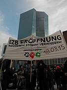 Manifestation devant le nouveau bâtiment de la BCE (2014)