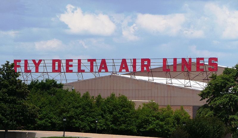 File:Delta World HQ - Fly Delta Air Lines sign.JPG