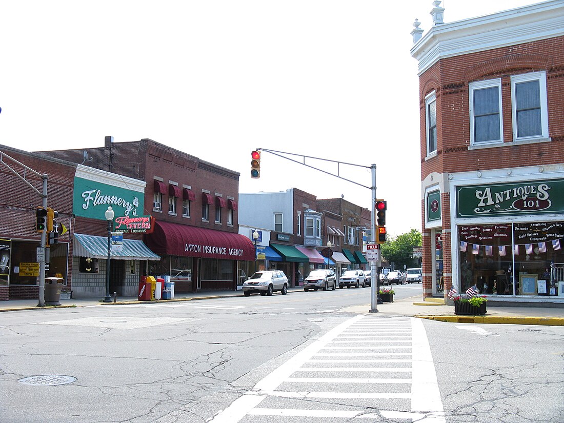 File:Downtown Chesterton, Indiana.JPG