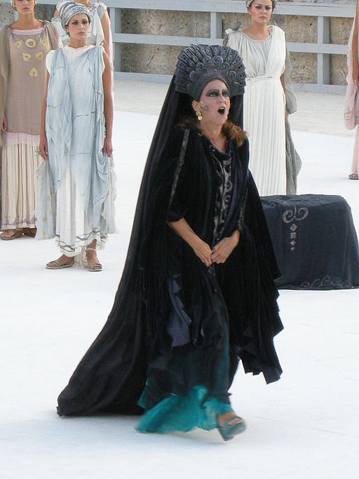 Elisabetta Pozzi as medea 01