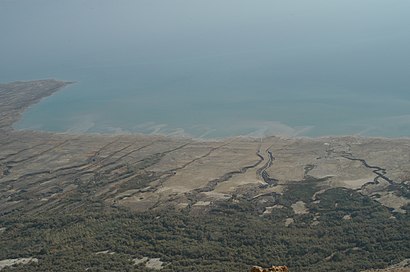 איך מגיעים באמצעות תחבורה ציבורית  לעין פשחה? - מידע על המקום