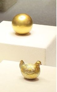 Première poule surprise (œuf de Fabergé) .jpg