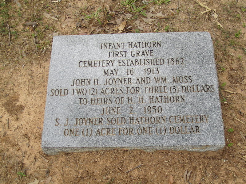 File:First grave, Hathorn Cemetery, Ashland, LA IMG 2471.JPG