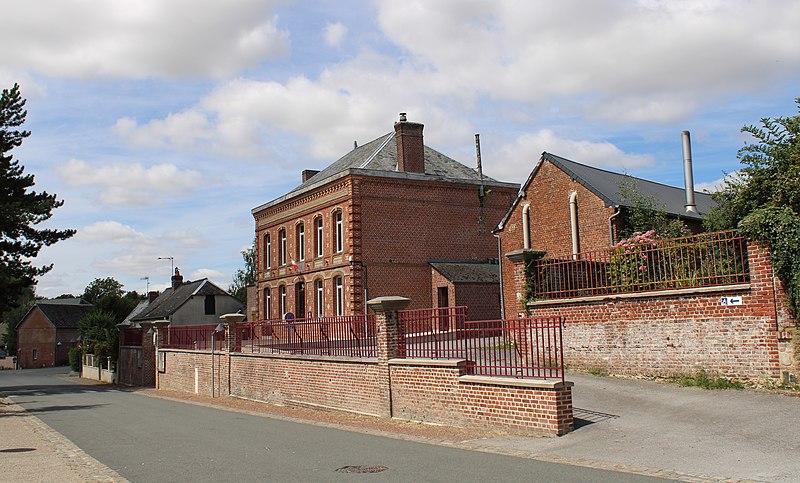 File:Fontaine-lès-Vervins Mairie 1.jpg