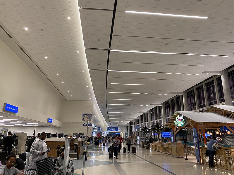 File:Fort Lauderdale Airport Terminal 1 hallway.jpg