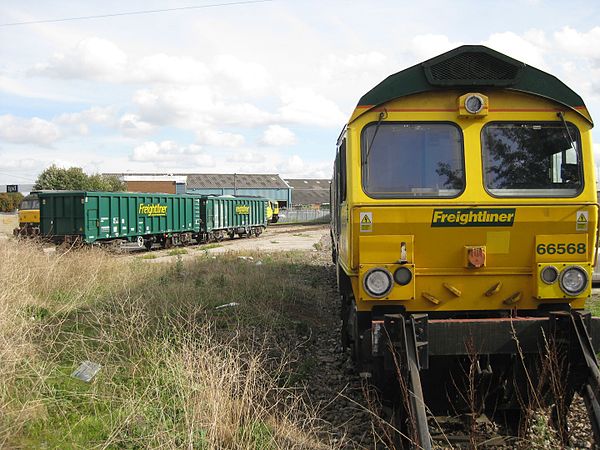 Locomotive Class 66 No.66568 and "Heavy Haul" wagons at the Freightliner Vehicle Maintenance Facility, Leeds