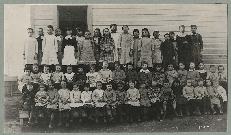 File:Girls of Belltown School, 1882 - DPLA - ce6a2d71d338f415c20b239fbf30d0d8.jpg