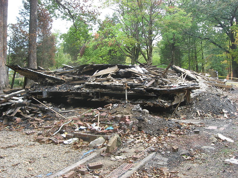 File:Grandview Apostolic Church rubble pile from northeast.jpg